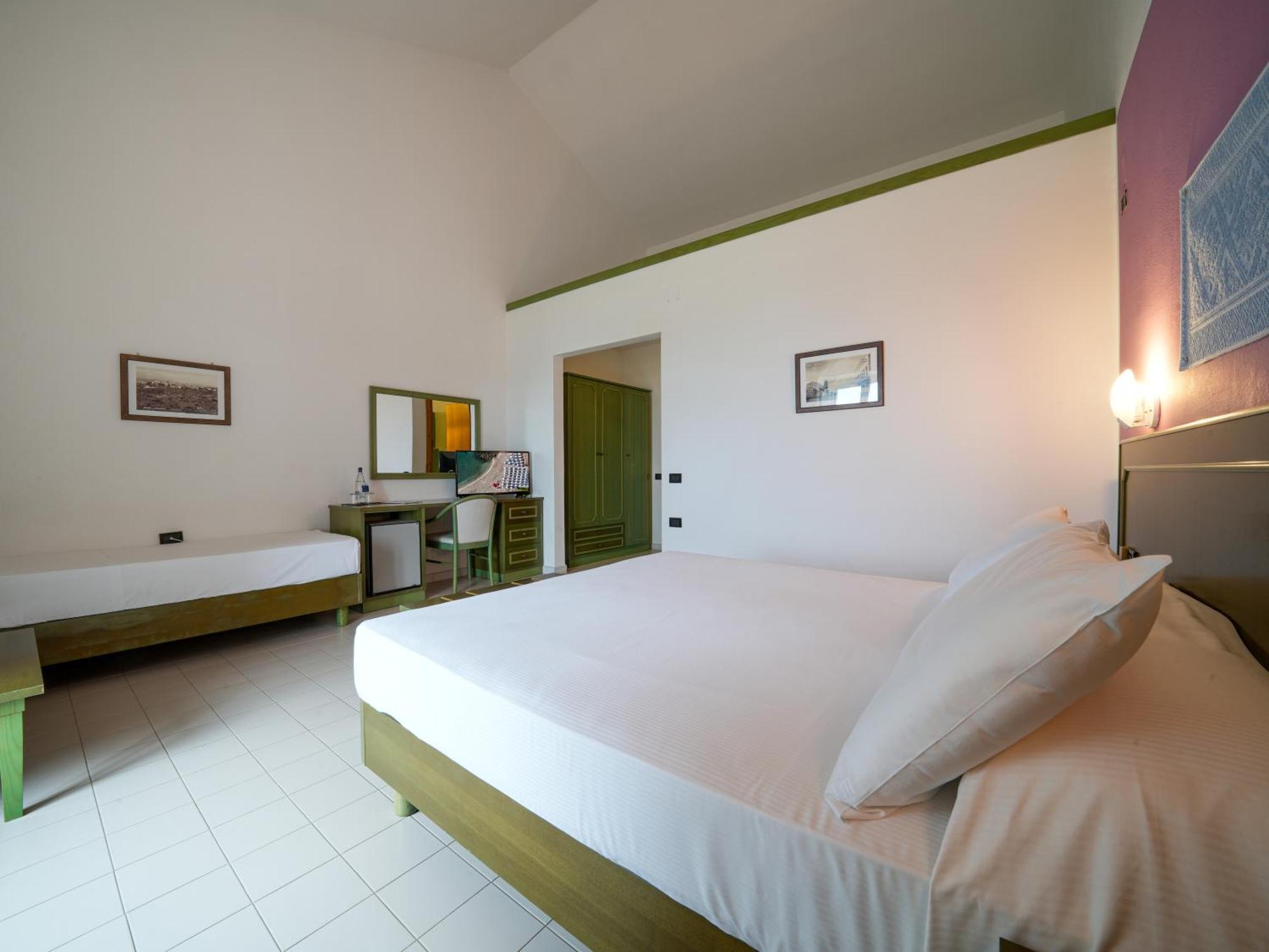 Le Tonnare Di Stintino - Beach Resort Kültér fotó